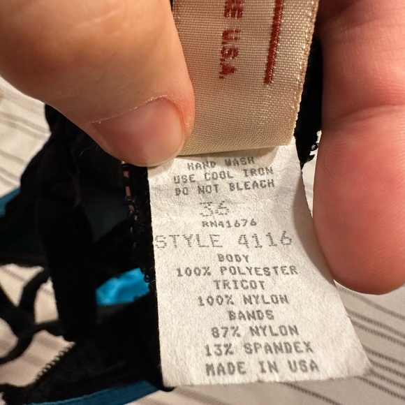 Empire Intimates plunge shelf bra. blue. Size 36. - Picture 8 of 8